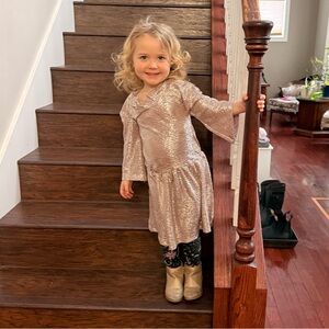 ❌UPCYCLED into 4T dress! Anthropologie Monteau Silver Sparkle Party Top - size L